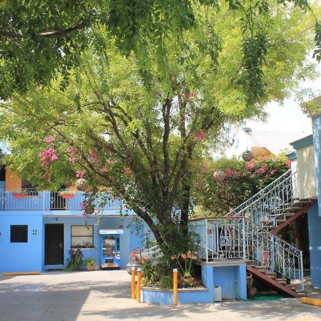 Hotel Hacienda Del Viejo Матаморос Екстериор снимка