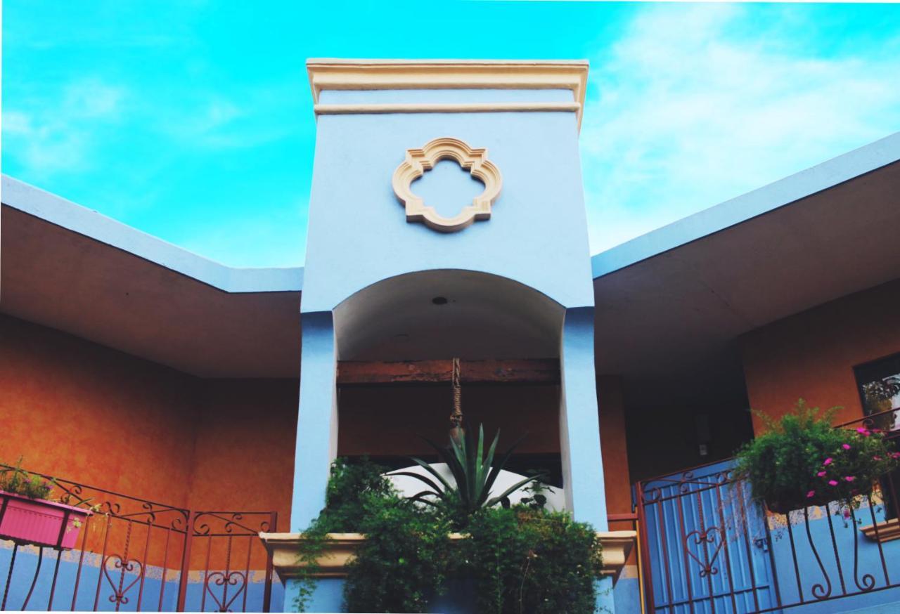 Hotel Hacienda Del Viejo Матаморос Екстериор снимка