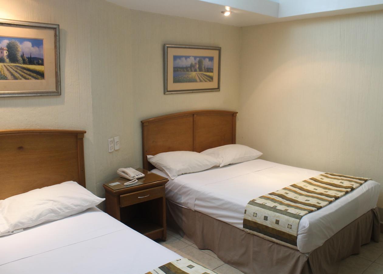 Hotel Hacienda Del Viejo Матаморос Екстериор снимка