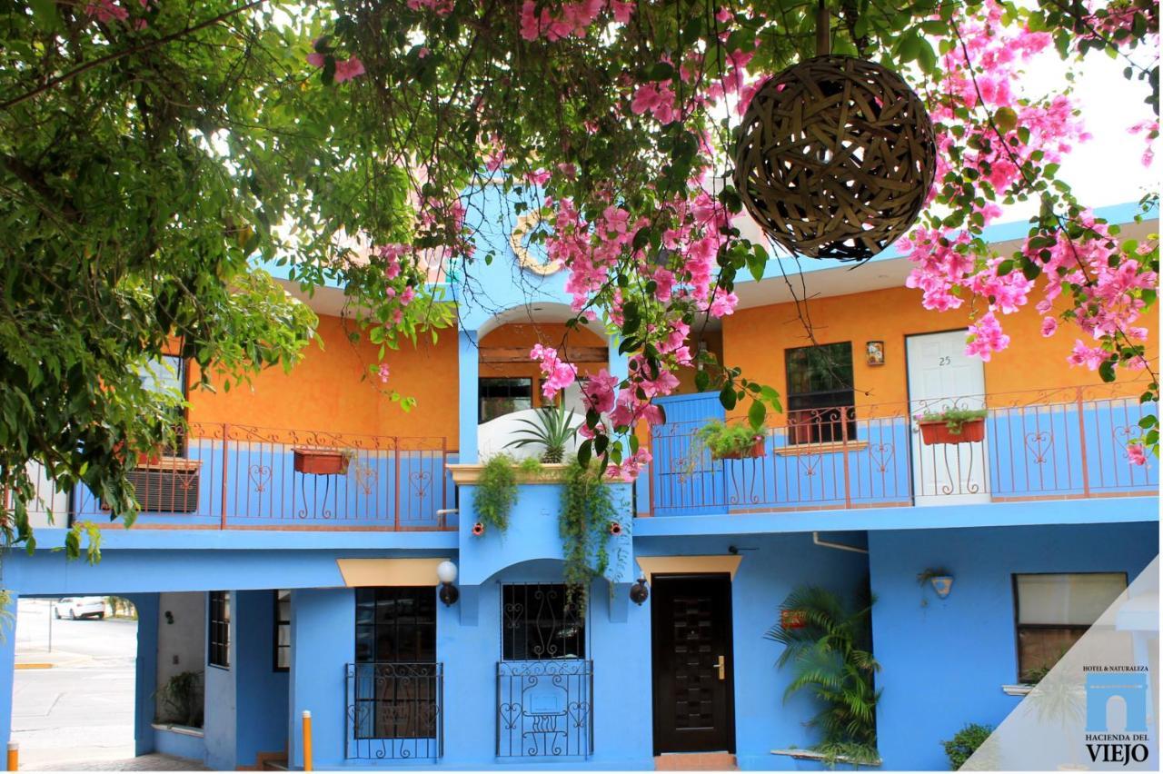 Hotel Hacienda Del Viejo Матаморос Екстериор снимка