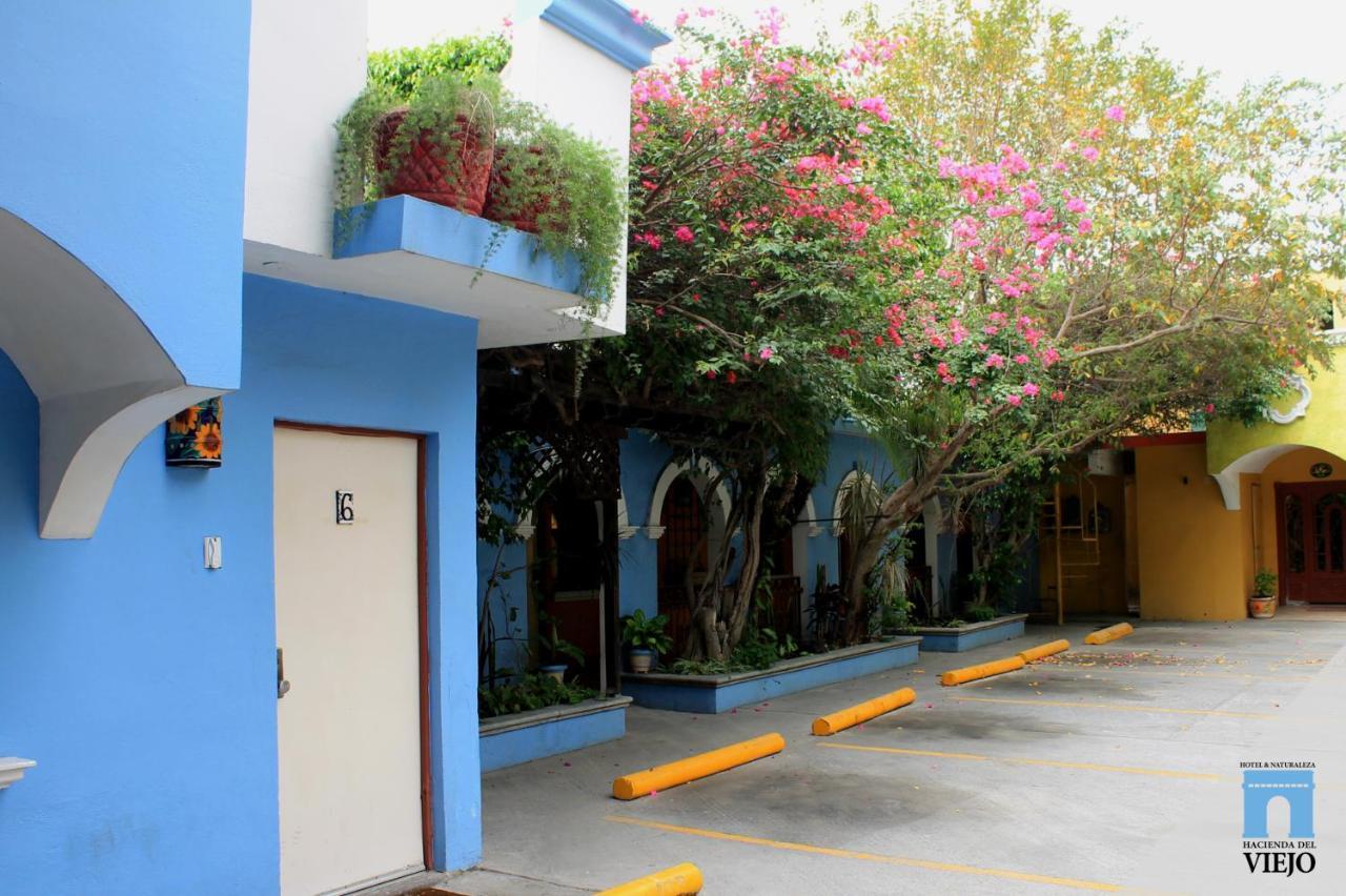 Hotel Hacienda Del Viejo Матаморос Екстериор снимка